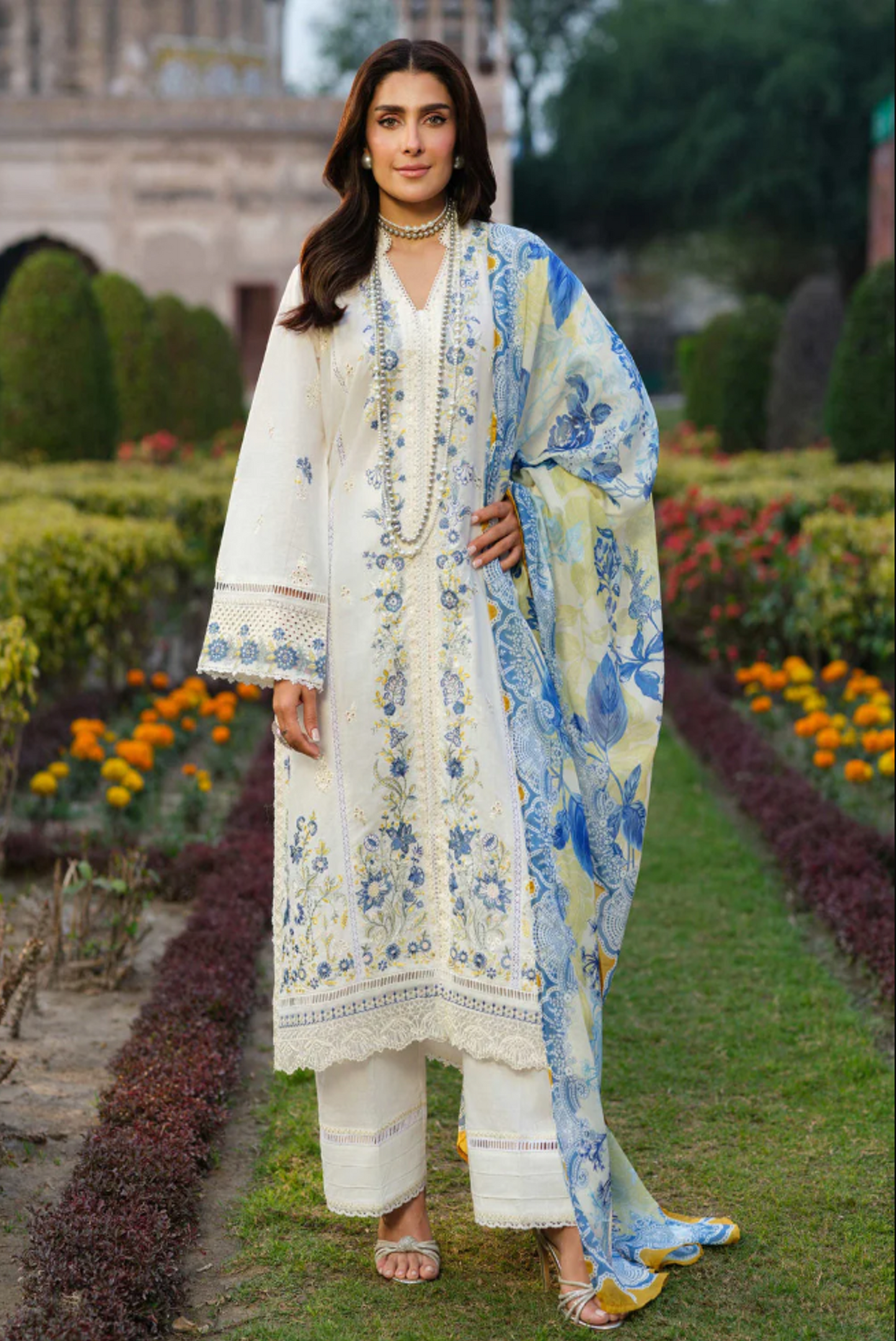 NF-321 Limelight Luxury Chickenkari Embroidered Danak 3PC