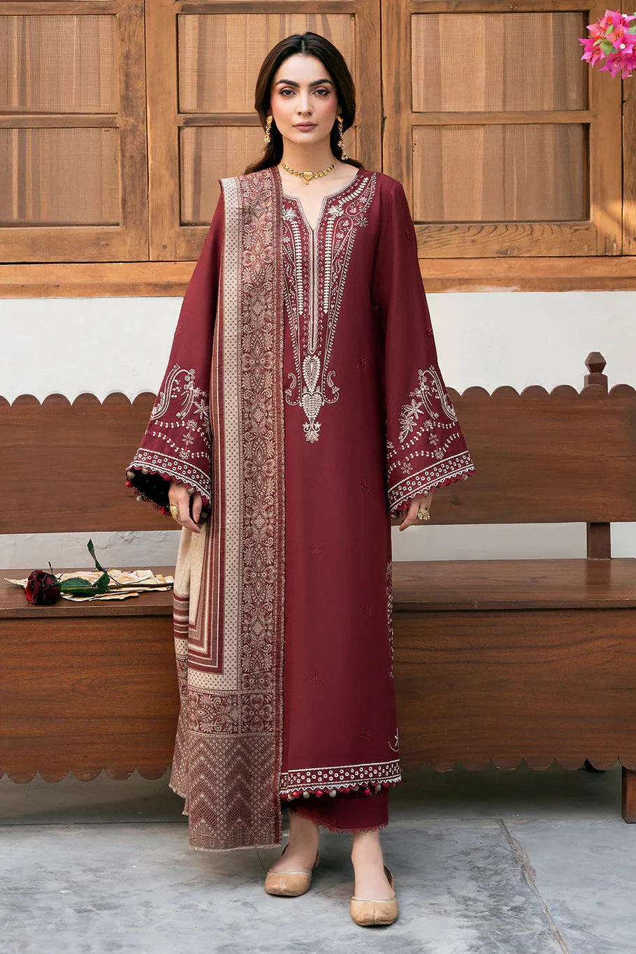 NF-1817 Izel Luxury Embroidered Lawn 3PC