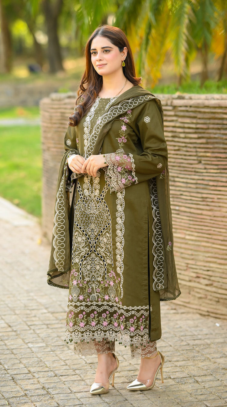 NF-6116 Mushq Luxury Embroidered Lawn 3PC