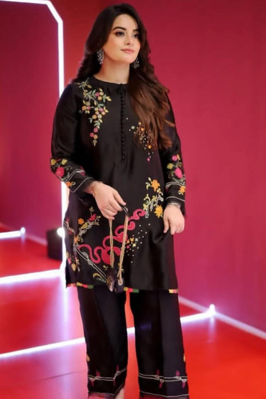 NF-5270 Amin Minal Luxury Embroidered Winter Special 2PC