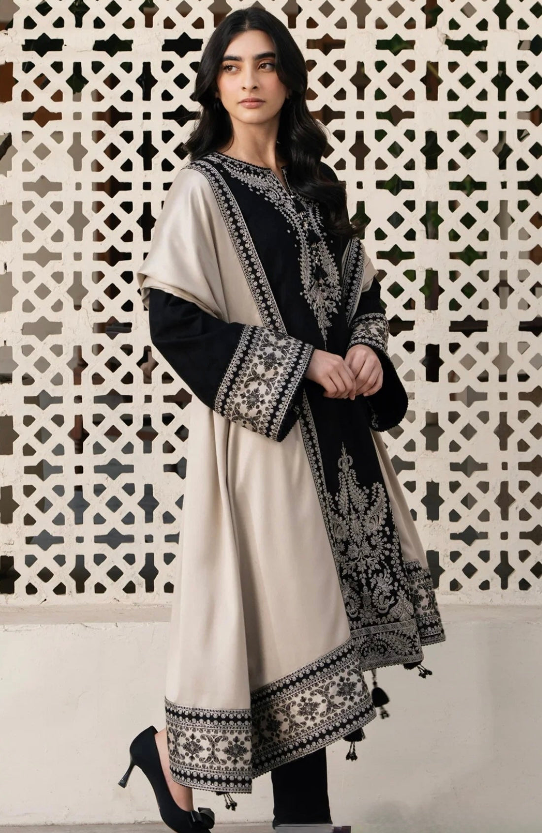 NF-526 Jazmin Luxury 4 Side embroidered Shawl Marina 3PC