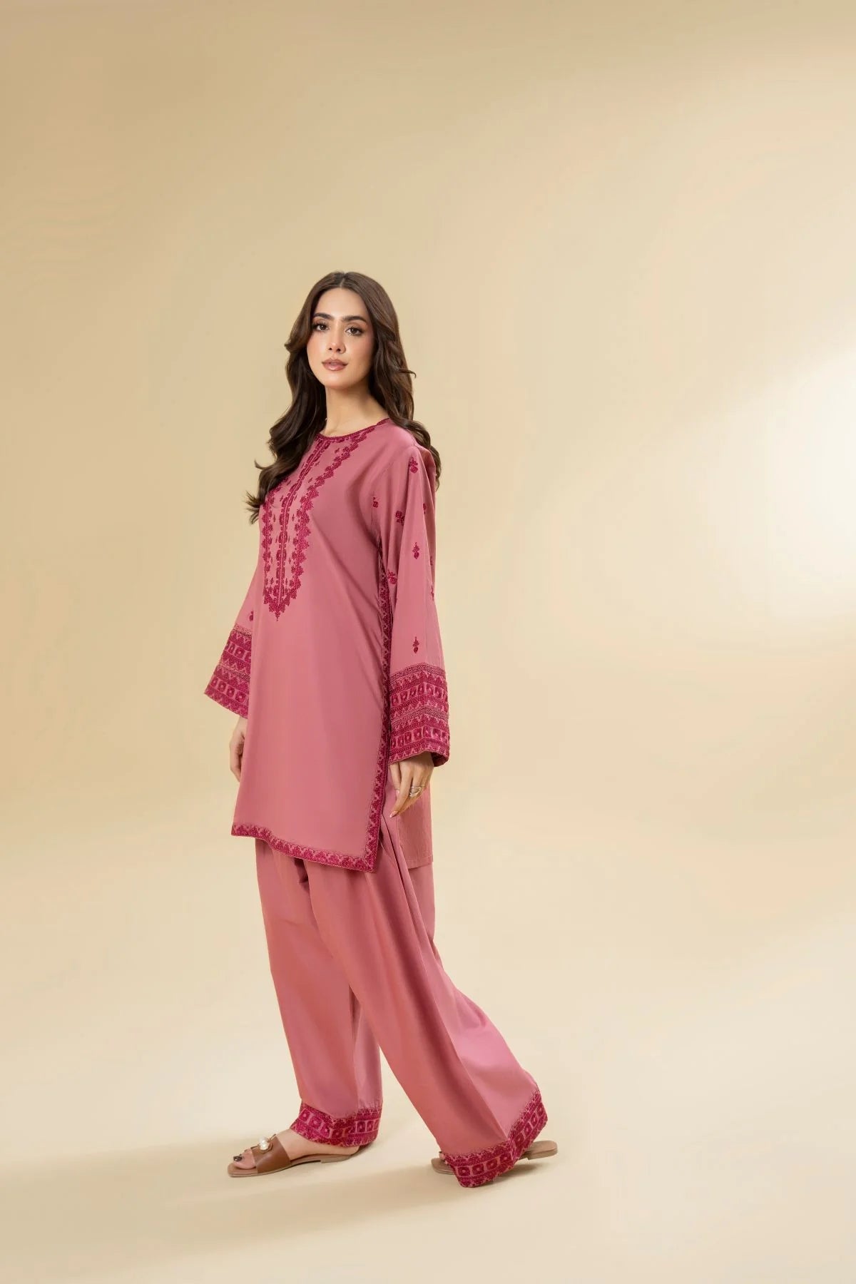 NF-636 Urge Embroidered Danak 2PC