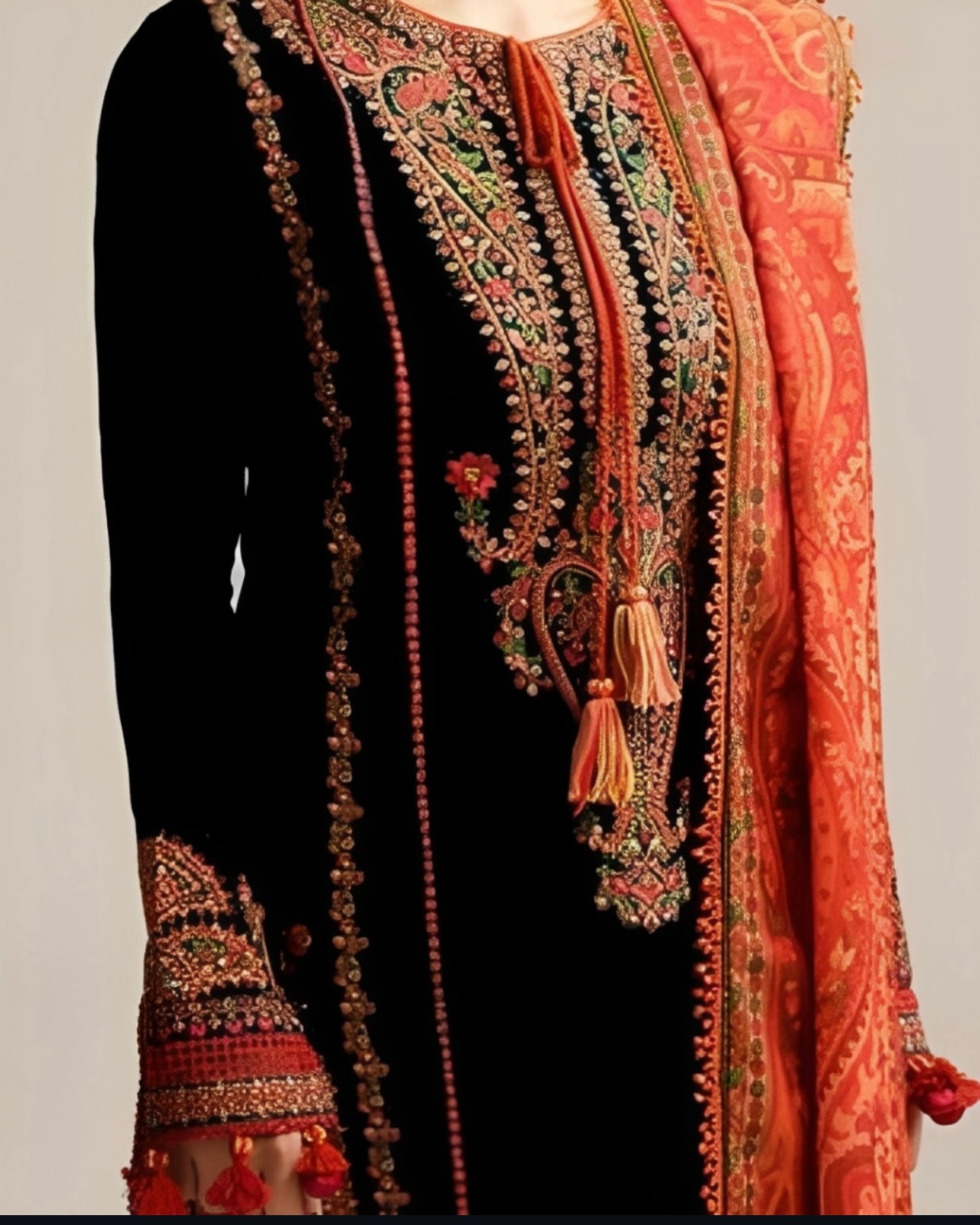 NF-323 Hussain Rehar Luxury Lawn 3Pc